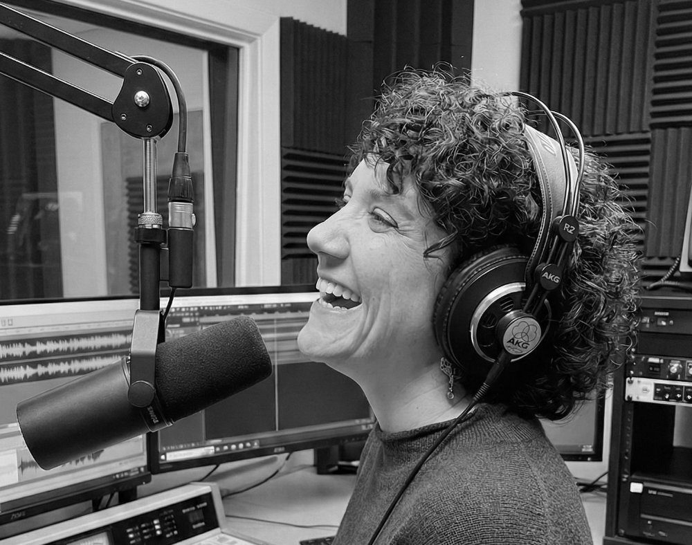 Kristy Heilman at the microphone